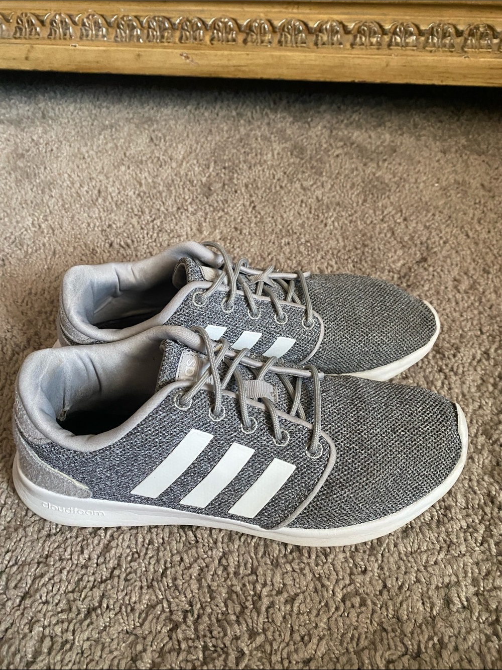 Adidas Cloudfoam low Grey Knit Running Shoes size 7 US